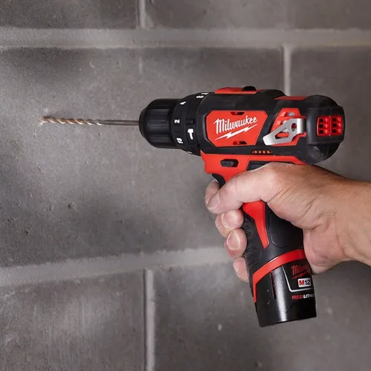 Kit de taladro percutor/destornillador M12™ de 3/8" 2408-22