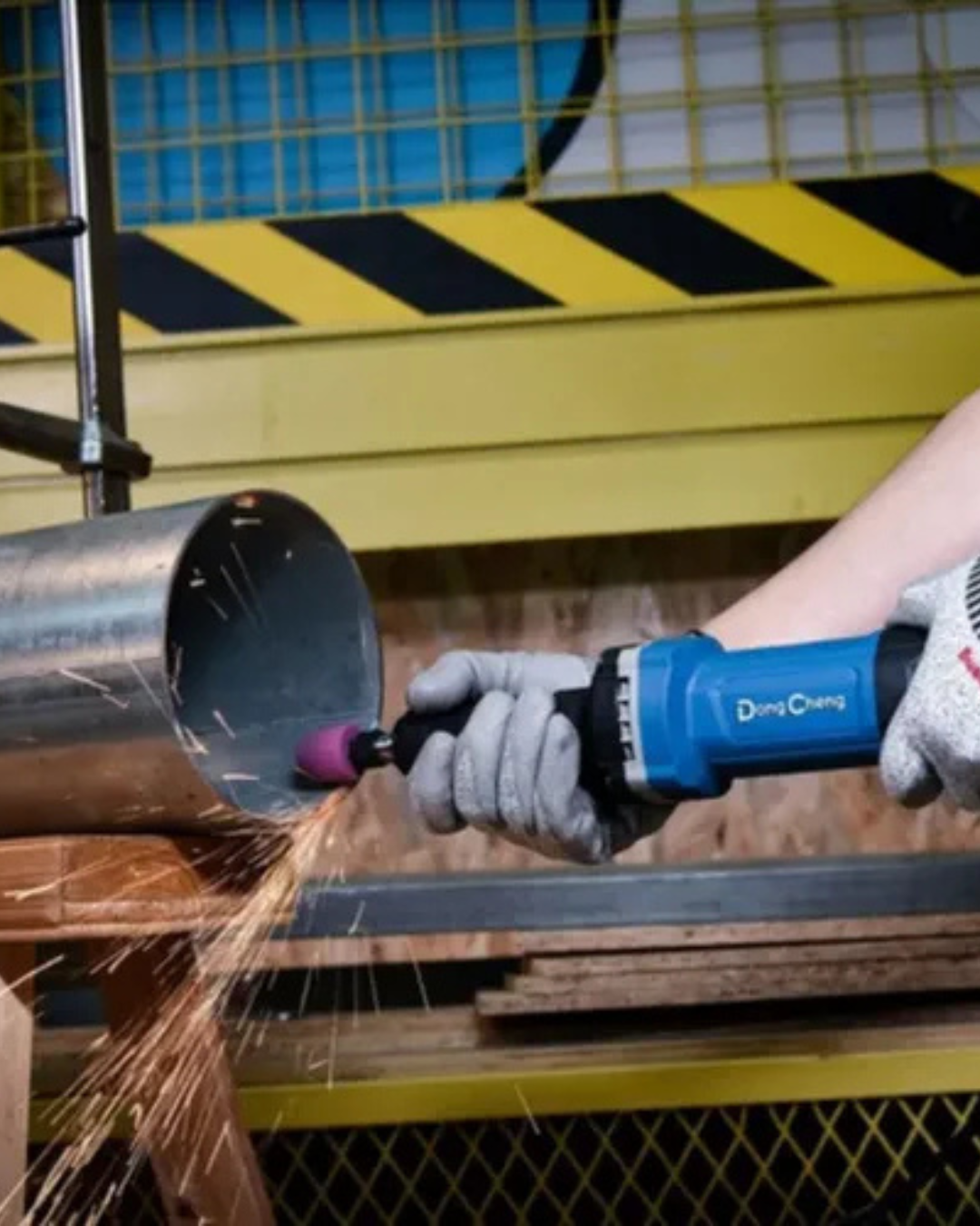 RECTIFICADORA 710 W 1" 33000 RPM